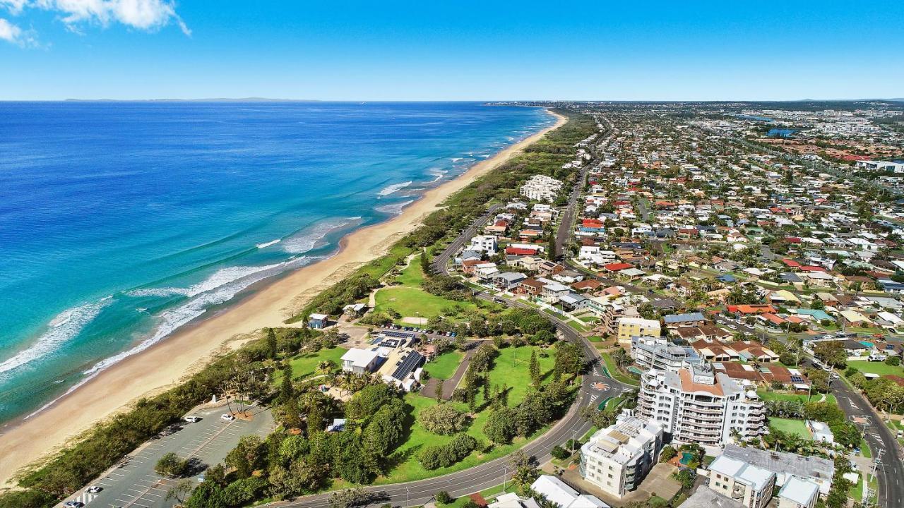Beachside Resort Kawana Waters Buddina Bagian luar foto