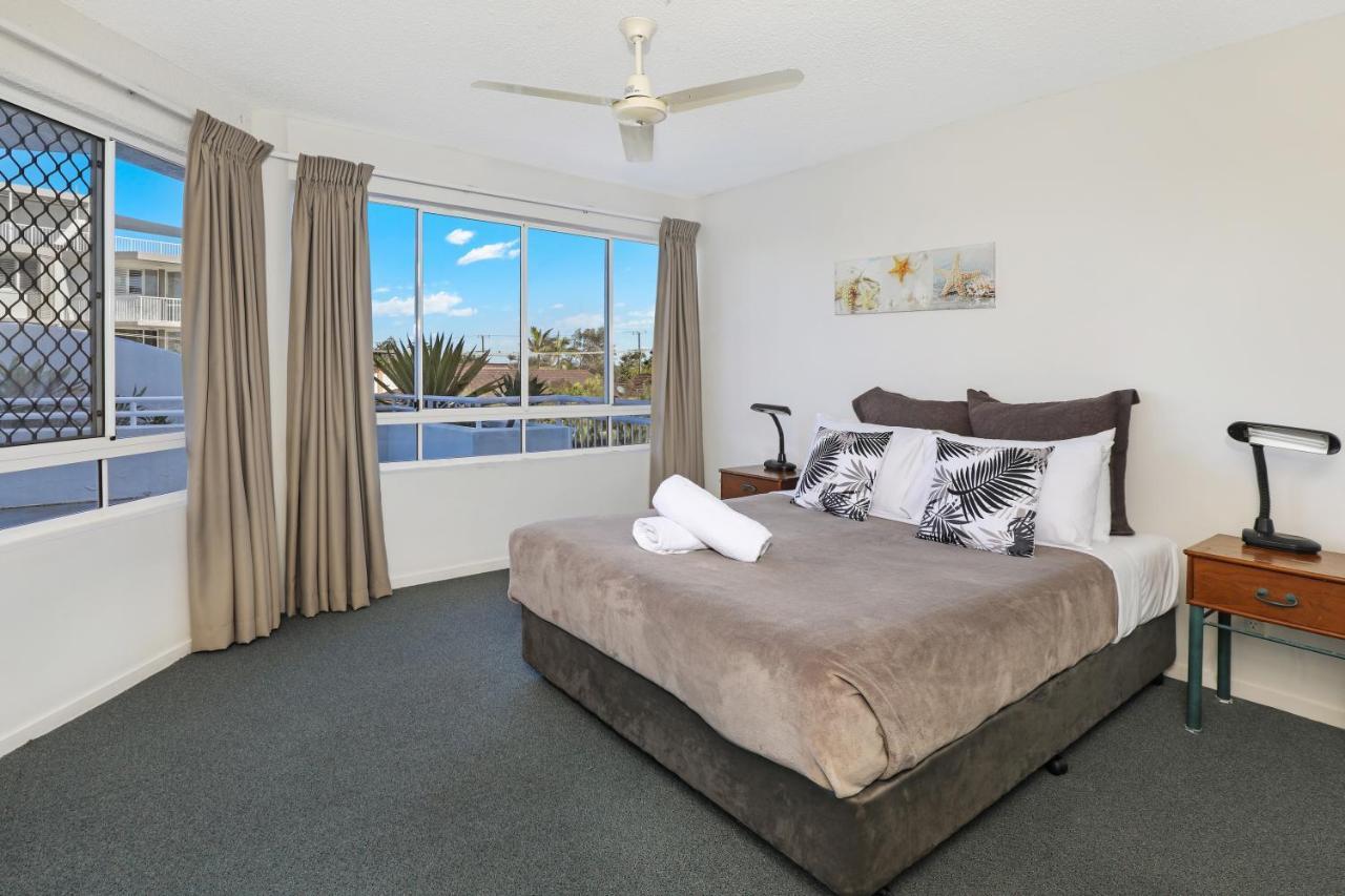 Beachside Resort Kawana Waters Buddina Bagian luar foto