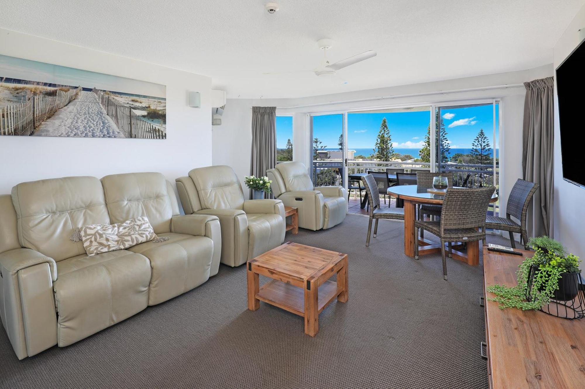 Beachside Resort Kawana Waters Buddina Bagian luar foto