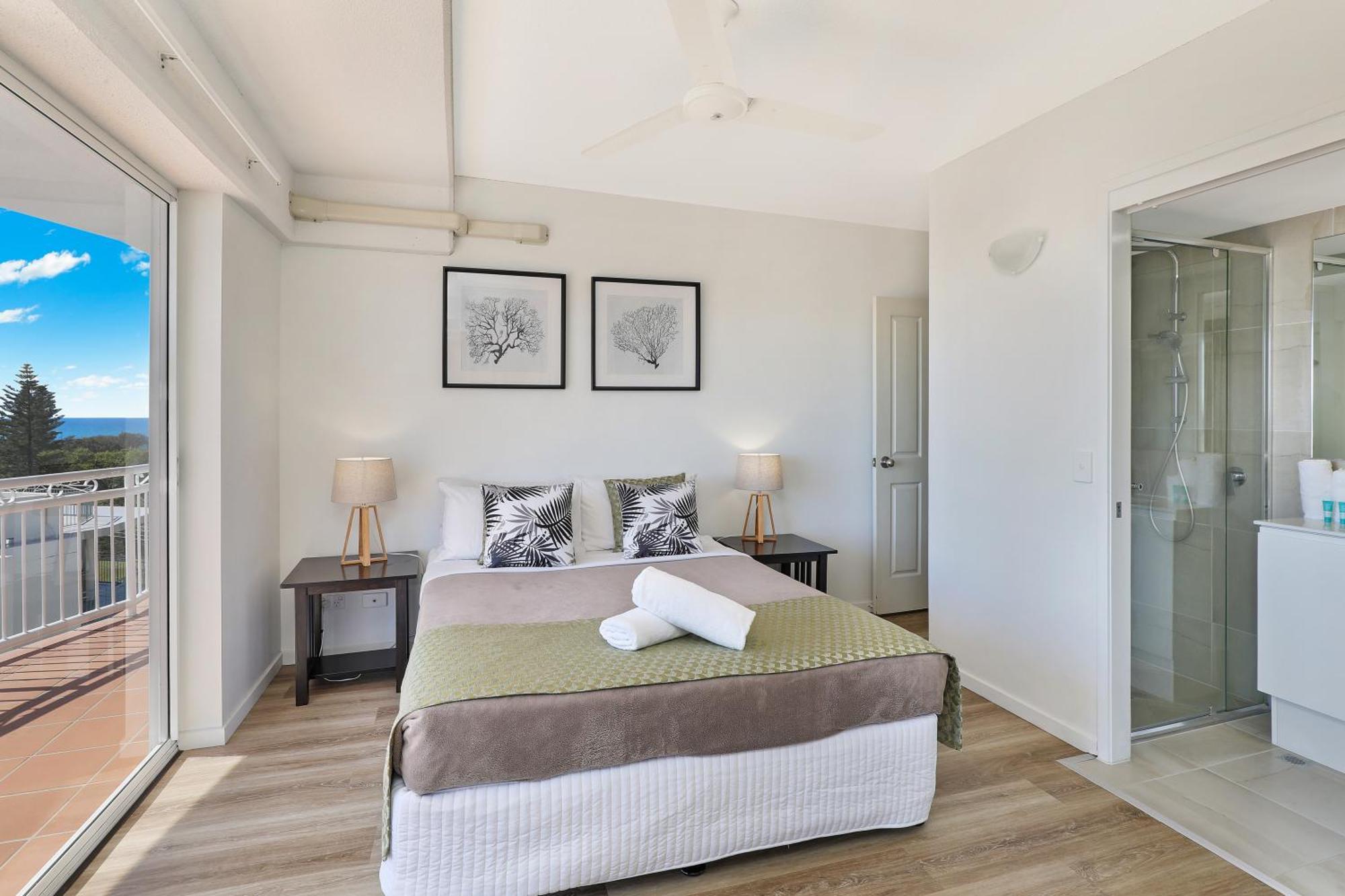 Beachside Resort Kawana Waters Buddina Bagian luar foto