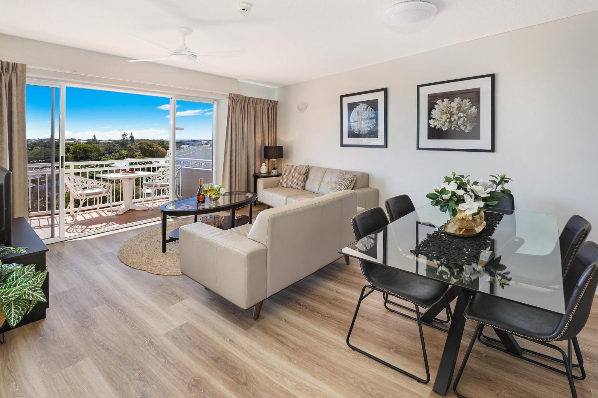 Beachside Resort Kawana Waters Buddina Bagian luar foto
