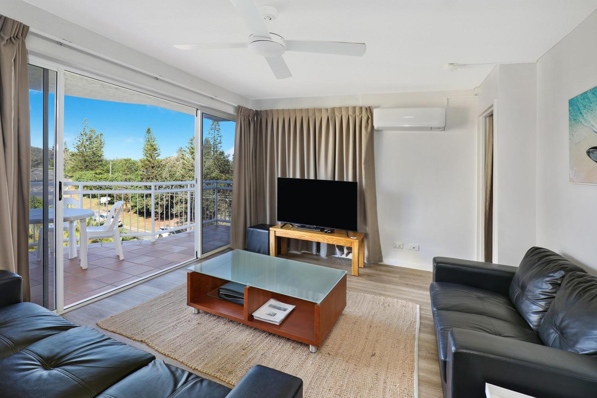 Beachside Resort Kawana Waters Buddina Bagian luar foto