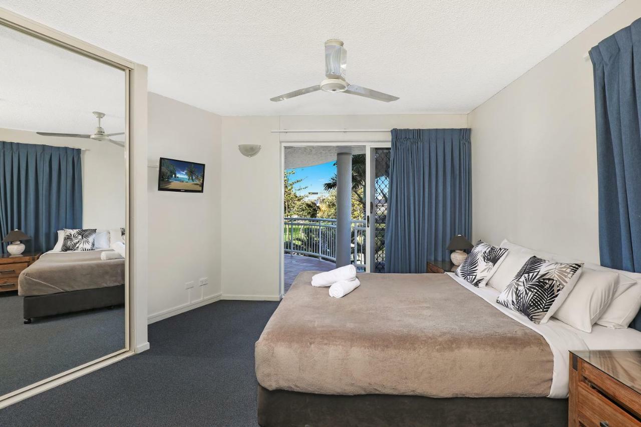 Beachside Resort Kawana Waters Buddina Bagian luar foto